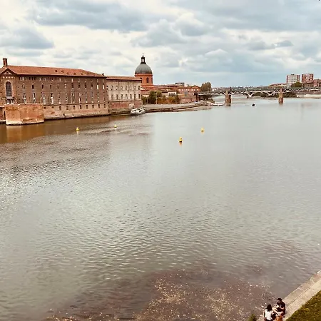 Duplex Tolosa: Pont-neuf Retreat With Ac And Private Parking Apartment *