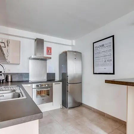 Duplex - Pont-neuf, Dome De La Grave, 2 Bdrs 85m2, Ac, Free Private Car Park 200m Away - T3 85m2 Avec Clim, Parking Couvert Gratuit A 200m Toulouse